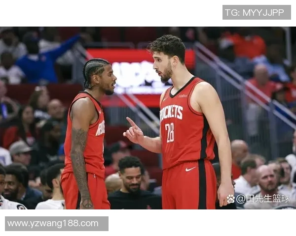 火箭队与尼克斯的激烈对决回顾及精彩瞬间分析